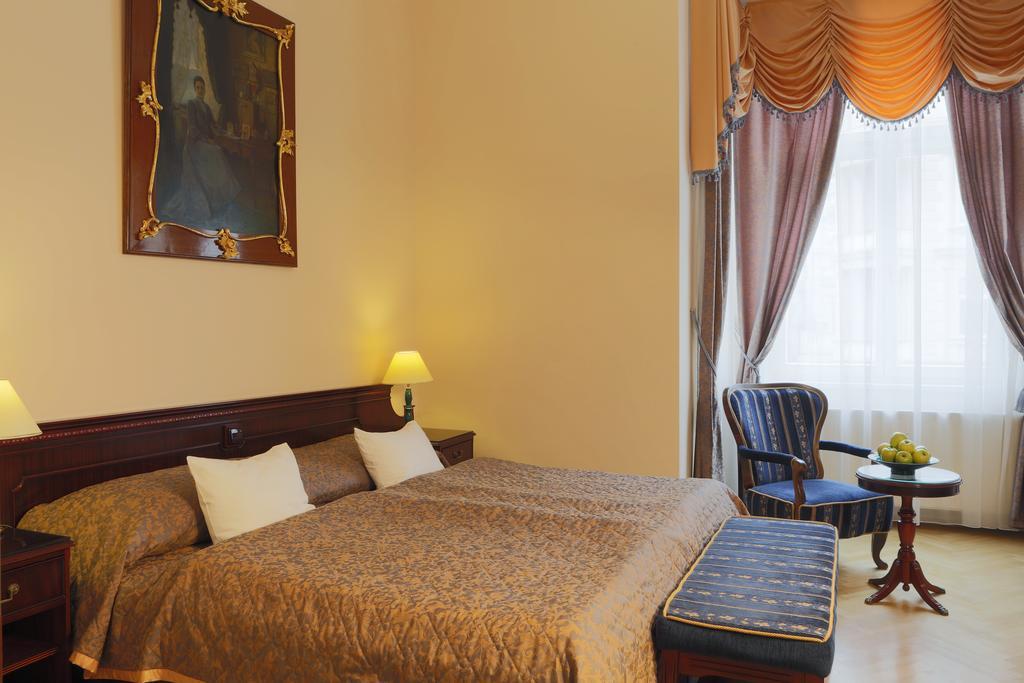 Bristol Vila Tereza Karlovy Vary Ruang foto
